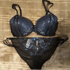 Bra and panty set